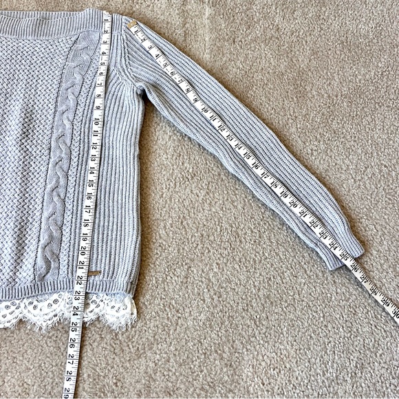 TOMMY HILFIGER Gray Lace Trim Boat Neck Cable Knit Sweater—SZ. Small - Picture 11 of 14